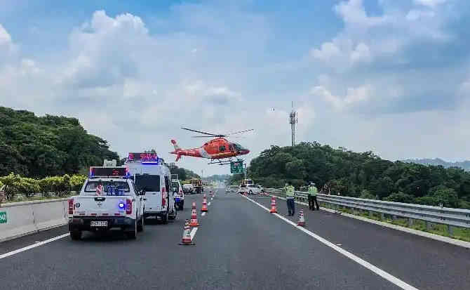 临平区高速公路汽车救援案例